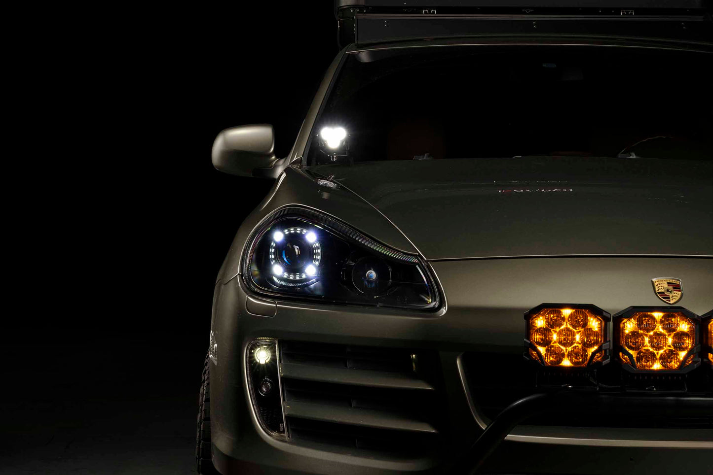 Morimoto 4Banger Ditch Light Kit: 03-10 Cayenne