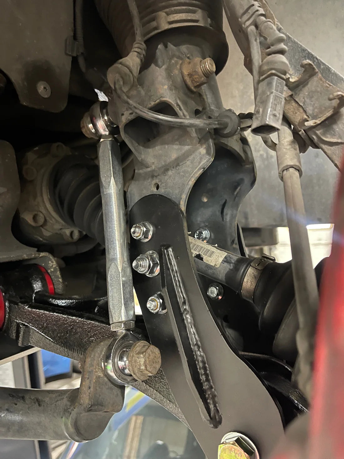 GEN 1 - 2" LIFT KIT - CAYENNE/TOUAREG/Q7 (AIR SUSPENSION)