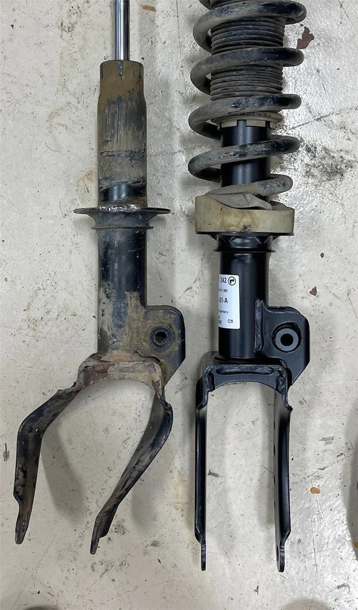STRUT FORK REINFORCEMENT- CAYENNE/TOUAREG/Q7