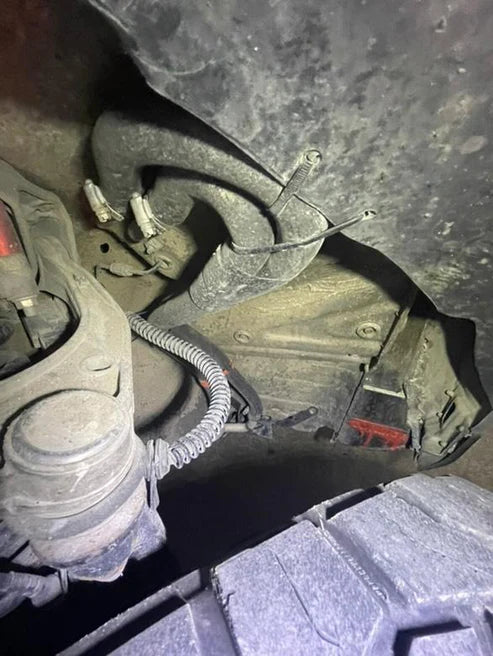 Wheel Well Heater Hose / Rest Pump Bypass