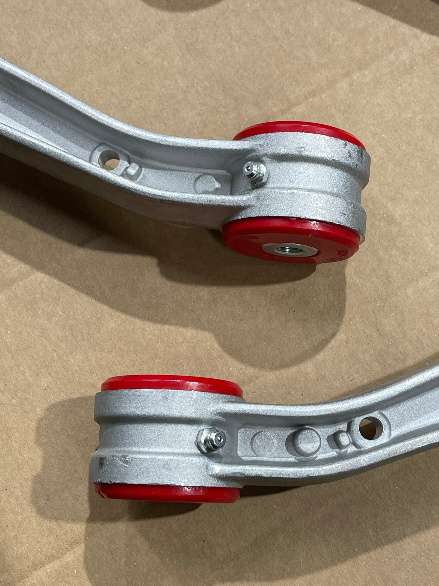 GEN 2 - POLYURETHNE UPPER CONTROL ARMS - CAYENNE/TOUAREG (2011-2018)