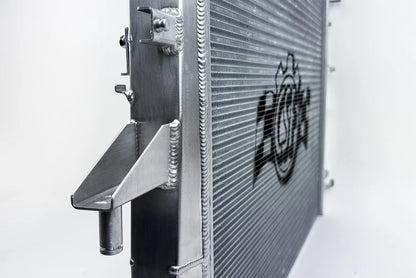 CSF - GEN 1 ALUMINUM HEAVY-DUTY PERFORMANCE RADIATOR - CAYENNE/TOUAREG/Q7
